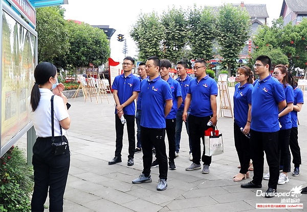 时代新征程 共筑中国梦