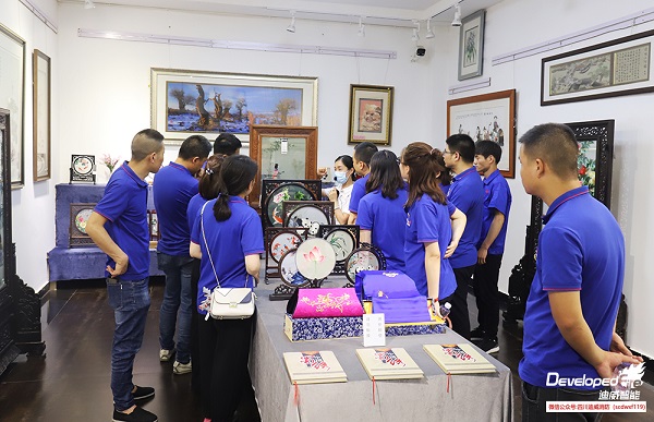 时代新征程 共筑中国梦